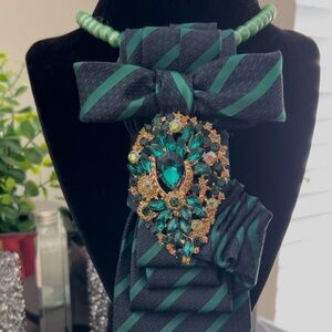Emerald Green Striped Necktie with Decorative Brooch - Men Accessories